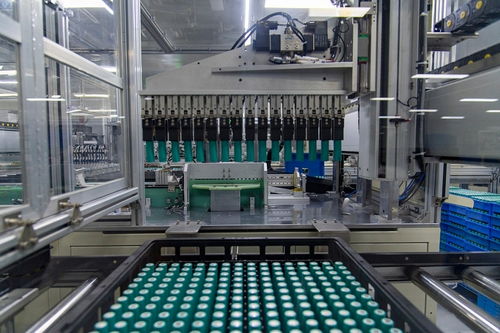 10月貿(mào)易月報(bào) 新三樣出口量價(jià)雙增，車載充電機(jī)等消費(fèi)品承壓